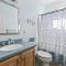 Cottages at Summer Village Beach Get-A-Way - ويلز