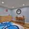 Fun In Fun Out Ski Home - 6 BR 4BA, Two Hot Tubs, Two Saunas, Two Levels, BBQ - 基灵顿