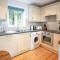 Coot Cottage - holiday house with fantastic lake views