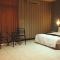 Jiuning Business Hotel