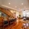 Cozy holiday home 5 mins walk to beach in Glenelg