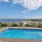 Hilltop Heaven, Walk to beach, Pool, Ocean & River views - 普林格尔贝伊