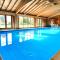 The Victorian Barn, Self-Catering Holidays with Pool and Hot Tubs, Dorset - Woolland