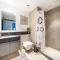 Homes Beyond I 2 BR Apartment with Panoramic Creek View - Dubaj
