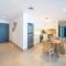 Homes Beyond I 2 BR Apartment with Panoramic Creek View - Dubaj