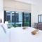Gorgeous 3BR Townhouse with Private Garden - Dubaj