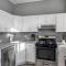 Beautiful Rehabbed Unit in Shaw Community - 4226b - 塔格罗夫