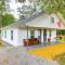 Downtown Heflin Cottage with Deck and Fire Pit! - Heflin
