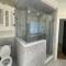 Downtown Birmingham Modern 2-Bedroom Gem - Бирмингем