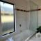 White Pebble - stylishly curated 4 bedroom home