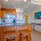 KBM Resorts FREE CAR Kaanapali Shores KS-535 Ocean View Steps to Pool and Beach - 卡纳帕利