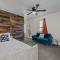 Relaxing 5br W Heated Pool, Billiards & Foosball - Glendale