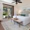 WHITE CORAL Exceptional 4BR KaMilo Home with Ocean View and Bikes - وايكولوا