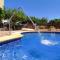 Casa con piscina compartida en Lorca