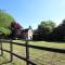 Huge Cottage for Sophisticated Hen Party and Large Groups - Hurst