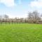 Huge Cottage for Sophisticated Hen Party and Large Groups - Hurst