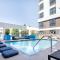 Long Beach 2BR w Gym Pool nr Shops Bars LAX-618 - لونغ بيتش