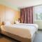 B&B HOTEL Clermont-Ferrand Nord Riom - Ріон