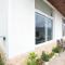ELIVAAS 6 BHK with Balcony & Lake View - Antarmann Casa Zenith - 比姆塔尔