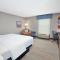 Hampton Inn Clinton - Clinton