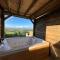 Kennel House with Hill Views - Whitland