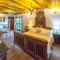 Cozy Home In Zmijavci With Sauna