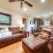 Cabin with Pool Access - Walk to Table Rock Lake! - Lampe