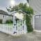Idyllic Enumclaw Studio with Mount Rainier Views - Enumclaw