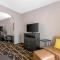 Best Western Plus Des Moines West Inn & Suites