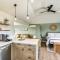 Idyllic Enumclaw Studio with Mount Rainier Views - Enumclaw