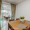 Apt com Churrasqueira a 700m da praia SIR0501 - Itapema