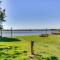 Lake Palestine Home with Boat Dock and View! - Chandler