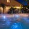 Évasion Tropicale - Villa d'Artiste avec Jacuzzi Privé dans un jardin Exotique - 梅里尼亚克