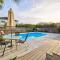 Seaside Escape w Pool 5 Min Walk to Beach - 杰克逊维尔海滩