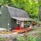 Modern Mountain Cottage w Hot Tub, Fire Pit, WiFi