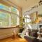 Studio in Iconic Heritage Building near Albert Park