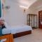 Lunas House Hostel