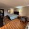 Riverfront Lodge