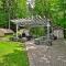 Fun In Fun Out Ski Home - Upper Unit, Renovated 3BR-2BA, Hot Tub, Close to Resort - 基灵顿