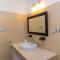 Twakila Sunset Suites