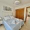 Stunning sunlight apartment with a pool view - Sucina