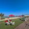 3 BR apartment that's sleeps 5 with Amazing beach view in Palm Jumeirah - Dubaj