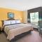 Days Inn & Suites by Wyndham Siler City