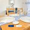 Premium Deal l Hill View Home l Last-Minute Offer l Cheltenham l AJ Properties l Perfect for Short or Long Stays l 4Beds 4Bedrooms