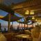 Sunset Deluxe Villa and Studios