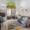 Sleek Modern City Apartment