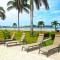 Picturesque Beachfront Condo w - Pool - Playa Flamingo