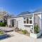 Charming 3-Bedroom Retreat - 基督城