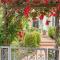 Entire Second Flr - Santa Monica Luxury Roman Villa