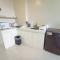 16G Walking distance to Ayala and IT Park with WIFI - Cebu City